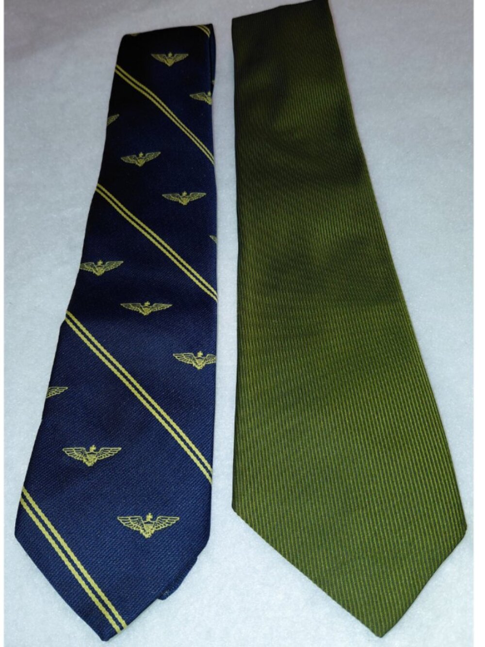Vintage Prince Consort Golden Clasp Ties - Green & Blue/Gold
